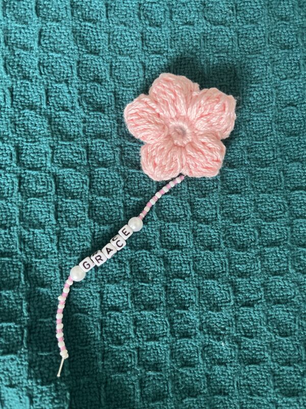 Crochet flower bookmark